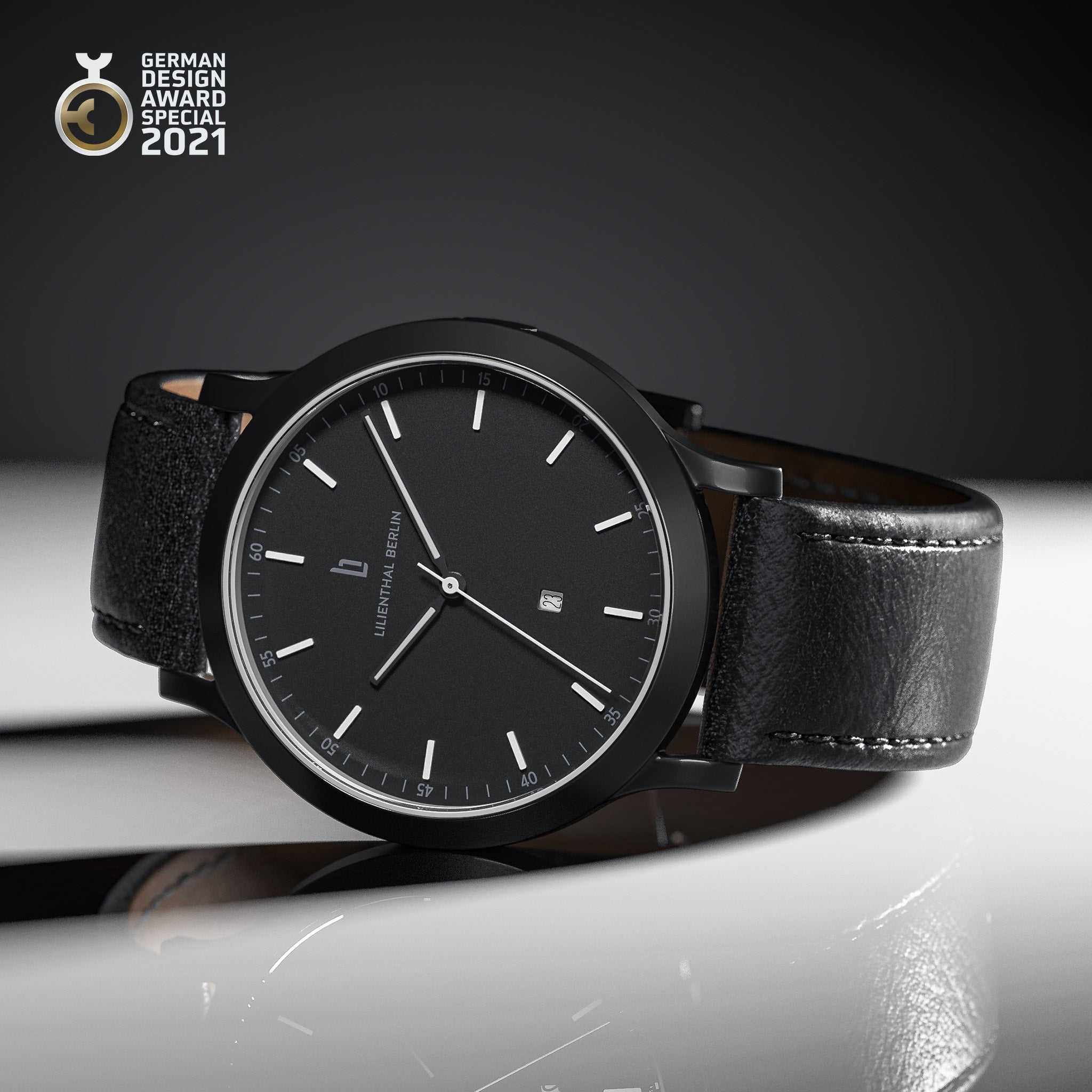 Minimalist black wristwatch with leather strap and date display, German Design Award 2021 winner