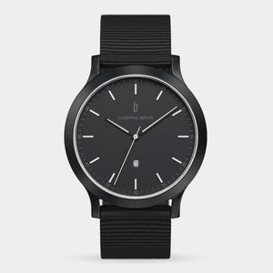 Huxley – Black White