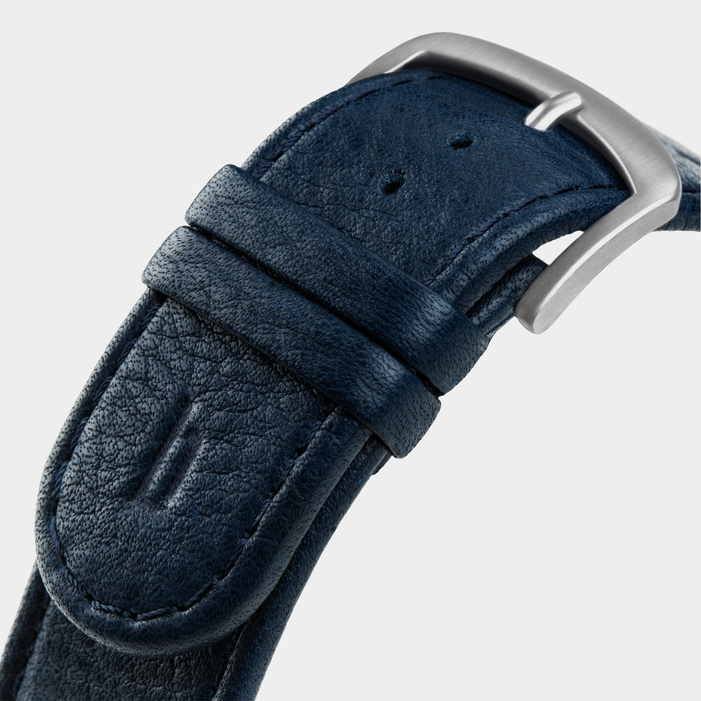 Huxley – Silver Blue