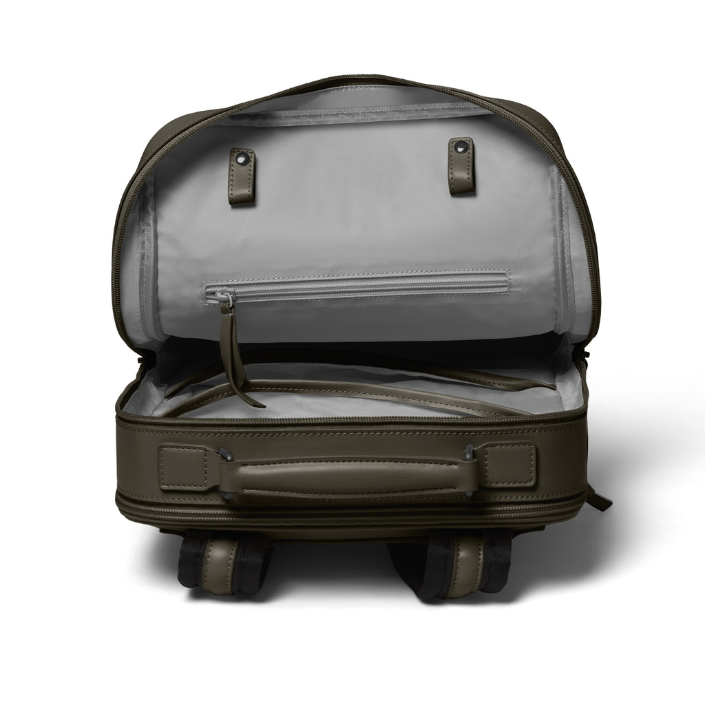 Minimalist Backpack Cactus Leather Khaki - Lilienthal Berlin